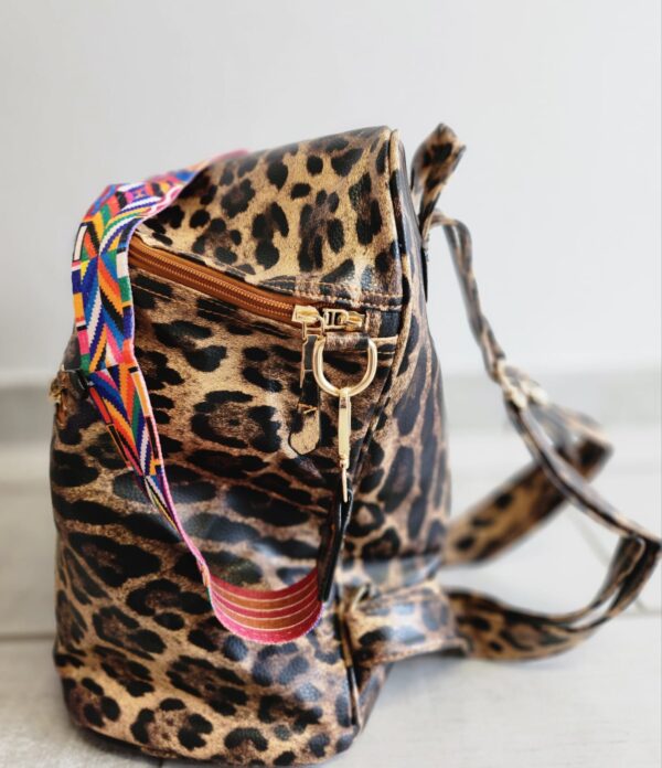 Convertible Leopard Print Bag with Strap - Image 4